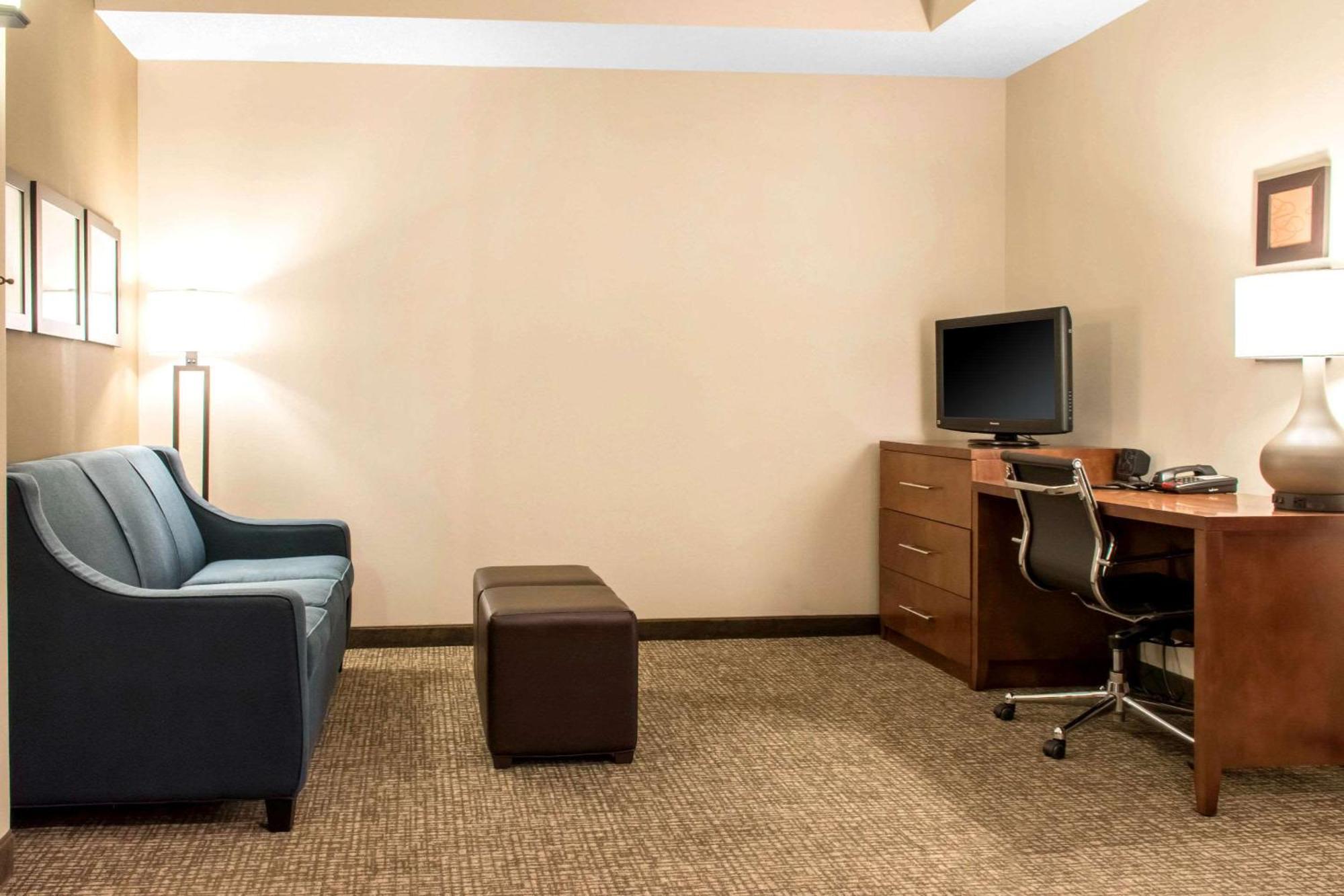 Comfort Suites Scranton Near Montage Mountain Екстер'єр фото