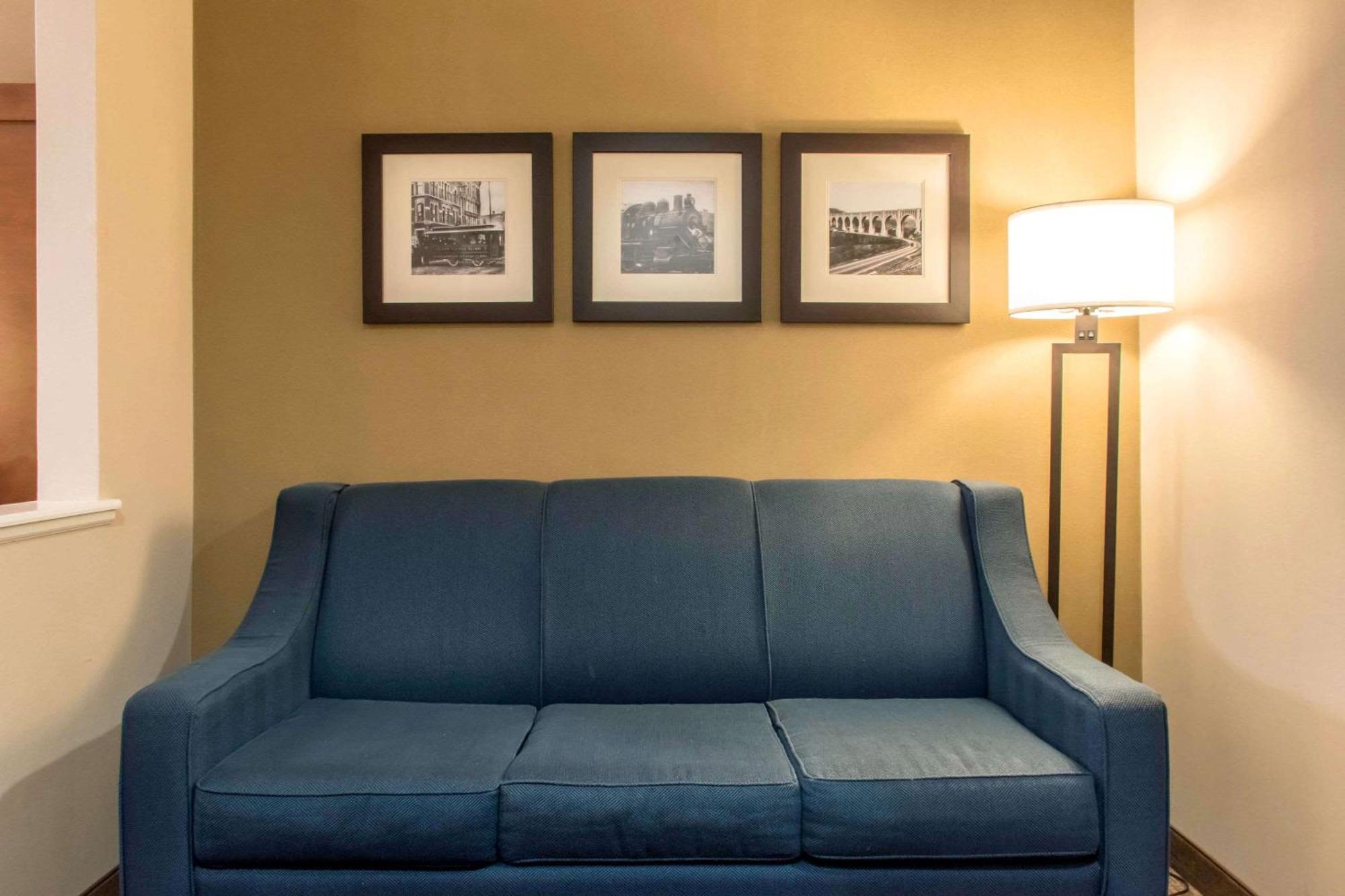 Comfort Suites Scranton Near Montage Mountain Екстер'єр фото