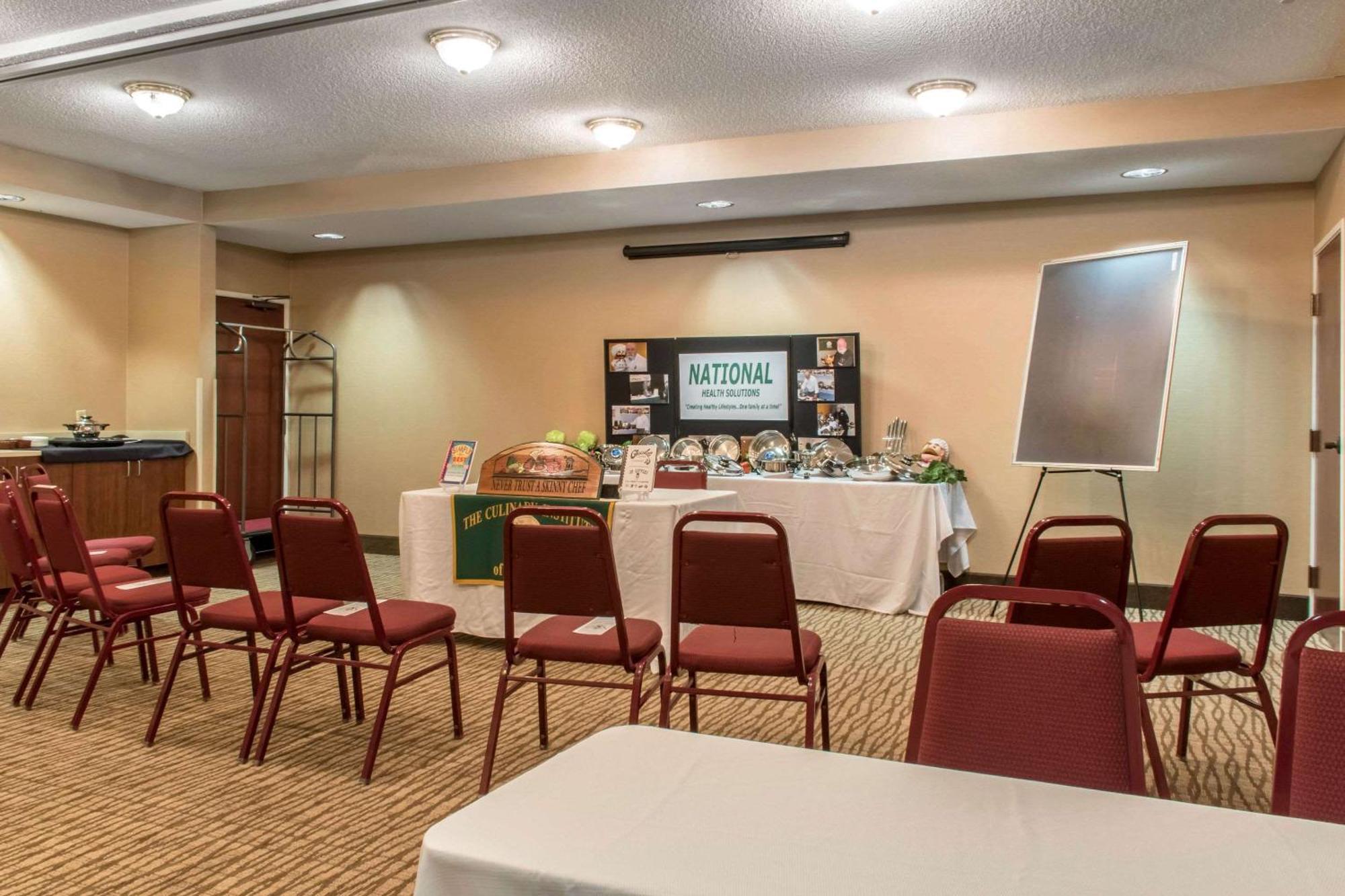 Comfort Suites Scranton Near Montage Mountain Екстер'єр фото